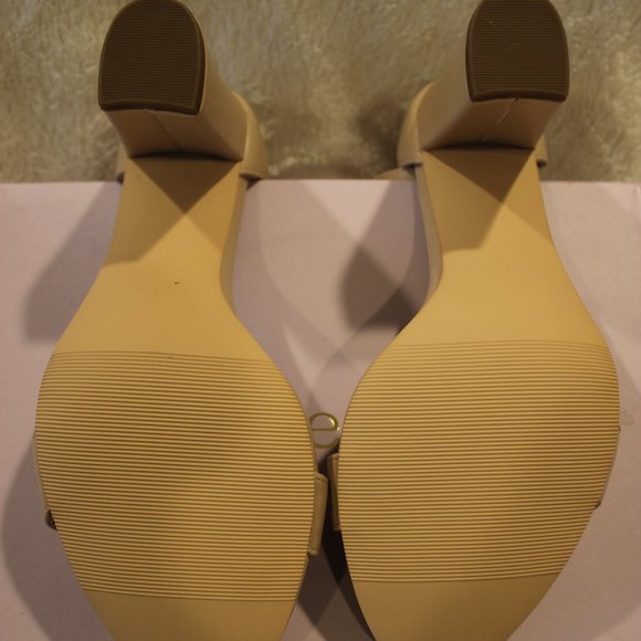 Steve Madden Blush Beella Block Heels - Picture 3 of 6